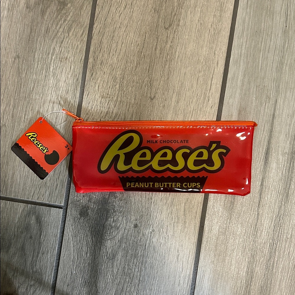 Reese's Pouch brand new